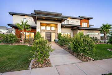 4061 S 2420 St George, UT 84790 home for sale, MLS#25-264957 - Erika Rogers Photo 2