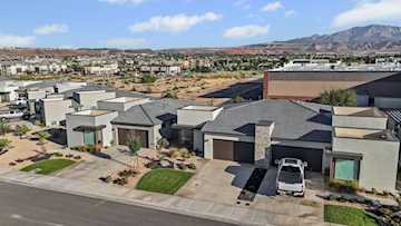 2911 E Snowberry DR St George, UT 84790 home for sale, MLS#25-265712 - Erika Rogers Photo 4