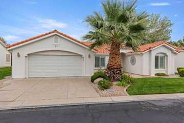 1610 W 100 N #29 St George, UT 84770 home for sale, MLS#25-265959 - Erika Rogers Photo 2