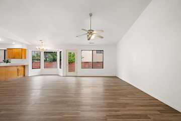 301 S 1200 E #89 St George, UT 84790 home for sale, MLS#25-263793 - Erika Rogers Photo 4