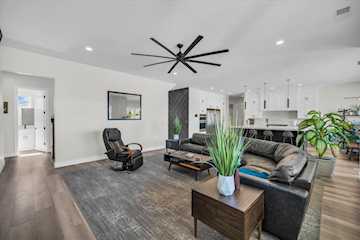 3539 S Marietta DR St George, UT 84790 home for sale, MLS#25-266086 - Erika Rogers Photo 4