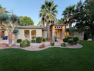 2005 W Monterey DR St George, UT 84770 home for sale, MLS#25-266067 - Erika Rogers Photo 2