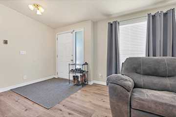 1840 W 1100 #17 St George, UT 84770 home for sale, MLS#25-265840 - Erika Rogers Photo 2