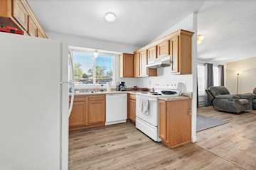 1840 W 1100 #17 St George, UT 84770 home for sale, MLS#25-265840 - Erika Rogers Photo 3