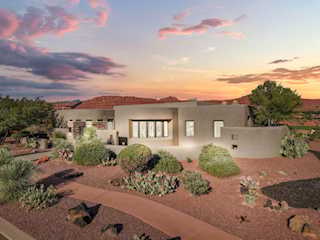 2228 N Chaco Trl St George, UT 84770 home for sale, MLS#25-265930 - Erika Rogers Photo 4