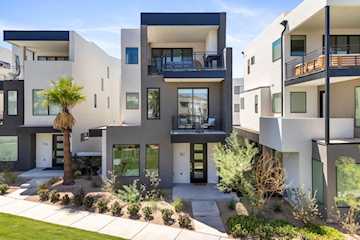 740 Olympic LN St George, UT 84790 home for sale, MLS#25-265577 - Erika Rogers Photo 2