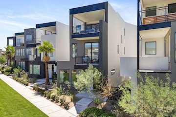 740 Olympic LN St George, UT 84790 home for sale, MLS#25-265577 - Erika Rogers Photo 3