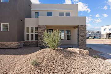 523 W Olive St George, UT 84790 home for sale, MLS#25-266152 - Erika Rogers Photo 2