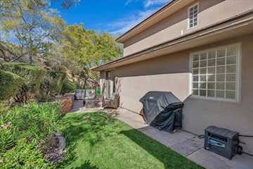 2240 E Cobalt #9 St George, UT 84790 home for sale, MLS#25-266300 - Erika Rogers Photo 5