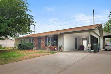 2105 E Panorama Parkway St George, UT 84790 home for sale, MLS#25-266323 - Erika Rogers Photo 3