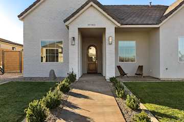 962 E Black Oak DR Washington, UT 84780 home for sale, MLS#25-266448 - Erika Rogers Photo 4