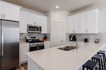 1162 N Riviera Alley Washington, UT 84780 home for sale, MLS#25-266502 - Erika Rogers Photo 4