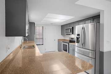 701 E 900  S #33 St George, UT 84790 home for sale, MLS#25-266503 - Erika Rogers Photo 4