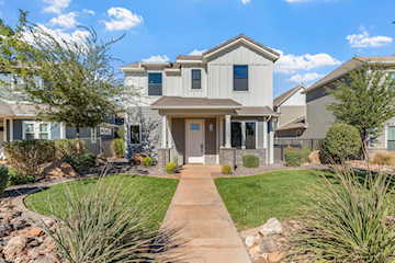 1167 E Farmhouse DR Washington, UT 84780 home for sale, MLS#25-266510 - Erika Rogers Photo 2