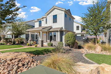 1167 E Farmhouse DR Washington, UT 84780 home for sale, MLS#25-266510 - Erika Rogers Photo 3