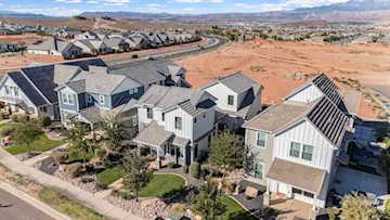 1167 E Farmhouse DR Washington, UT 84780 home for sale, MLS#25-266510 - Erika Rogers Photo 5