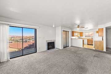 161 W 950  S #E1 St George, UT 84770 condo for sale, MLS#25-266520 - Erika Rogers Photo 3