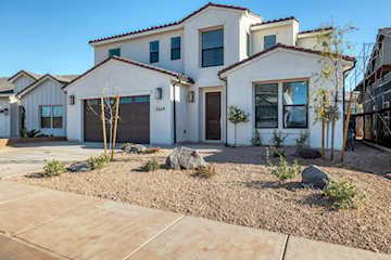 3569 S Turin LN St George, UT 84790 home for sale, MLS#25-266519 - Erika Rogers Photo 3