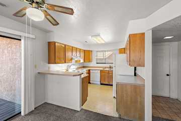 161 W 950  S #E1 St George, UT 84770 condo for sale, MLS#25-266520 - Erika Rogers Photo 5