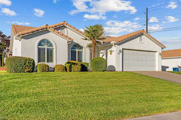 210 N Mall DR #96 St George, UT 84790 home for sale, MLS#25-266561 - Erika Rogers Photo 4