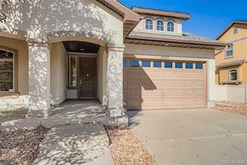 19523 E 54th Fairways Villas Experience Resort-Style Living in Fairway Villas 55+ CommunityDiscover this beautifully upgraded... Denver Denver CO 80249 4457167 home for sale $540,000 4457167 Photo 3