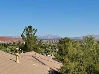 1361 W Red Butte Dr DR Washington, UT 84780 home for sale, MLS#25-266619 - Erika Rogers Photo 4