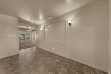 3673 S Cannon Way Washington, UT 84780 home for sale, MLS#25-266587 - Erika Rogers Photo 4