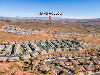 1086 N Ocotillo DR Washington, UT 84780 home for sale, MLS#25-266710 - Erika Rogers Photo 4