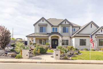 2928 S Farmland DR Washington, UT 84780 home for sale, MLS#25-266747 - Erika Rogers Photo 3