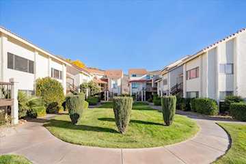 275 S Valley View #J206 St George, UT 84770 condo for sale, MLS#25-266754 - Erika Rogers Photo 2