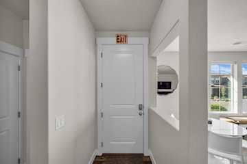 1189 N Bello Alley Washington, UT 84780 home for sale, MLS#25-266761 - Erika Rogers Photo 5