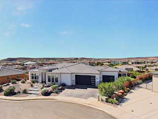 2013 N Somerset CIR Washington, UT 84780 home for sale, MLS#25-266668 - Erika Rogers Photo 3