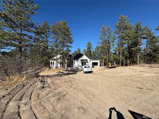 7572 Kelty Trl Kelty Farms NEW CONSTRUCTION, NO METRO DISTRICT, NEARLY FIVE ACRE HOMESITE, HORSES ALLOWED!  Tucked away on... Franktown Douglas CO 80116 7539819 home for sale $2,199,990 7539819 Photo 5