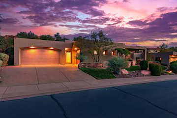 3052 N Snow Canyon Parkway #114 St George, UT 84770 home for sale, MLS#25-266736 - Erika Rogers Photo 3