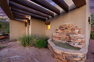 3052 N Snow Canyon Parkway #114 St George, UT 84770 home for sale, MLS#25-266736 - Erika Rogers Photo 4