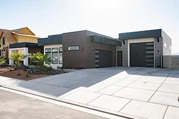 1248 S Seminole Way Washington, UT 84780 home for sale, MLS#25-266825 - Erika Rogers Photo 2