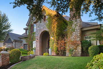 2368 Covey LN Santa Clara, UT 84765 home for sale, MLS#25-266831 - Erika Rogers Photo 2