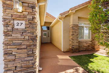 1806 N Dixie Downs RD #27 St George, UT 84770 home for sale, MLS#25-265572 - Erika Rogers Photo 4