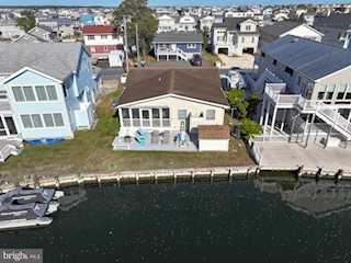  Real Estate for Sale - 16 Oyster Bay Dr in Fenwick Island Photo 3