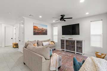 2388 E Cascada Way Washington, UT 84780 home for sale, MLS#25-266878 - Erika Rogers Photo 4