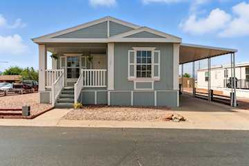 1450 N Dixie Downs RD #128 St George, UT 84770 home for sale, MLS#25-263140 - Erika Rogers Photo 2