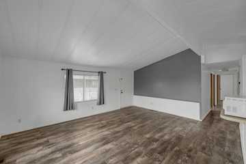 1450 N Dixie Downs RD #50 St George, UT 84770 home for sale, MLS#25-265605 - Erika Rogers Photo 4