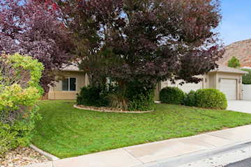 731 E Castle Stone DR Washington, UT 84780 home for sale, MLS#25-266897 - Erika Rogers Photo 3