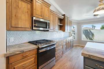 805 S River RD #21 St George, UT 84790 home for sale, MLS#25-266900 - Erika Rogers Photo 4