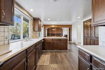 8061 E Kettle Place Willow Creek Nestled in the heart of Willow Creek and within the highly acclaimed Cherry Creek 5 School... Centennial Arapahoe CO 80112 8952790 home for sale $925,000 8952790 Photo 4