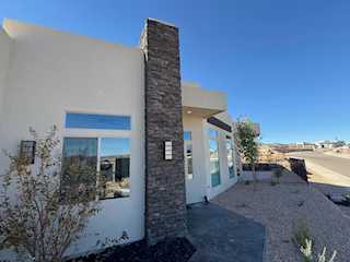 3045 W Bolsena Trl St George, UT 84770 home for sale, MLS#25-262601 - Erika Rogers Photo 3