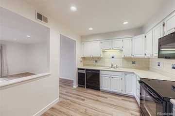 12565 Sheridan Blvd #115 Corbin Manor Excellent 2 bed/2 bath first floor condo in the highly desirable 55+ community of Corbin Manor... Broomfield Broomfield CO 80020 6792637 condo for sale $365,000 6792637 Photo 5