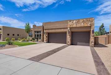4745 N Cottontail DR St George, UT 84770 home for sale, MLS#25-264307 - Erika Rogers Photo 3