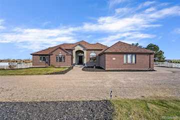 14476 N Maywood Ct Box Elder Estates OVER 200K IN UPGRADES! Welcome home to contemporary country living in this reimagined and renovated... Brighton Adams CO 80603 4185005 home for sale $1,170,000 4185005 Photo 3