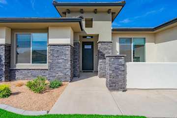 1459 N Highland Parkway Washington, UT 84780 home for sale, MLS#25-264571 - Erika Rogers Photo 4